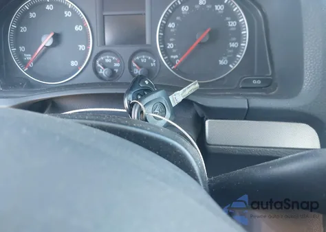 2006 Volkswagen Jetta 2.5 из США, поврежденный, VIN 3VWRF71KX6M692057